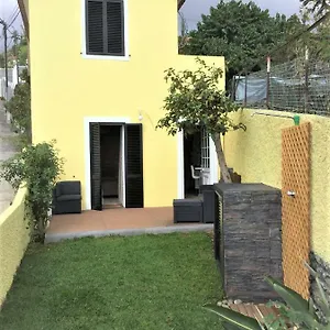 Casa Amarela Villa